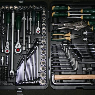 Необходимый инструмент и запасы для ремонта в квартире